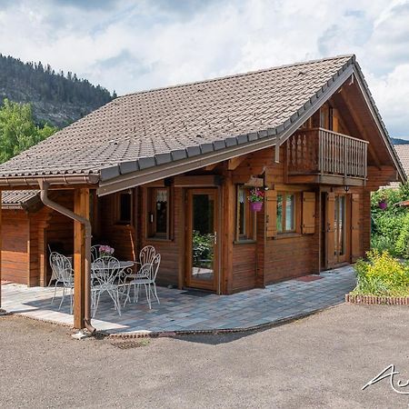 Chalet La Calougeotte avec jardin clos et sauna privatif Le Ménil Extérieur photo