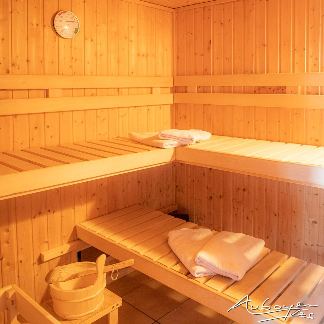 Chalet La Calougeotte avec jardin clos et sauna privatif Le Ménil Extérieur photo