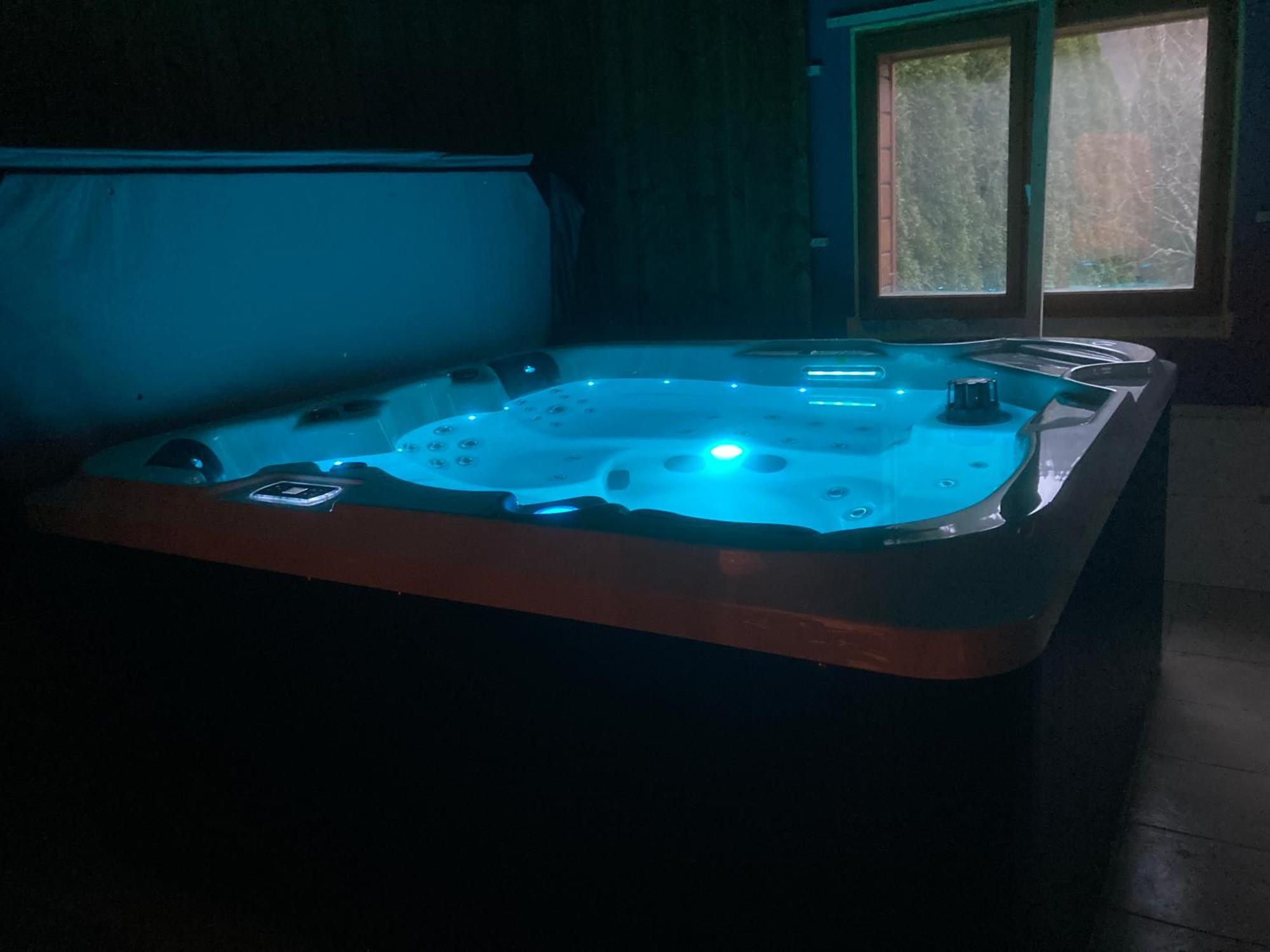 Chalet La Calougeotte avec jardin clos et sauna privatif Le Ménil Extérieur photo