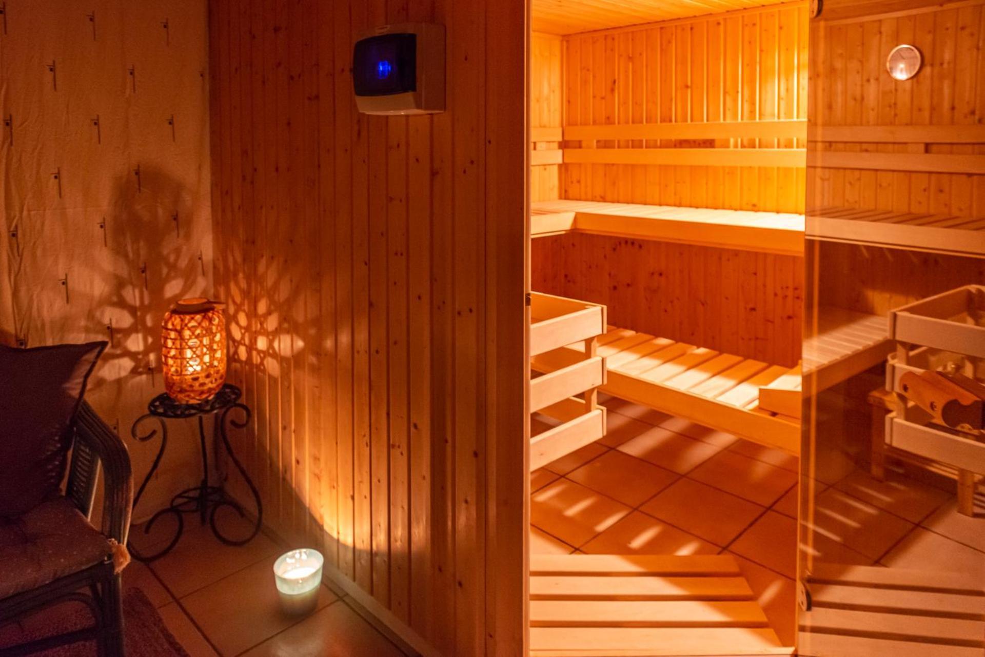 Chalet La Calougeotte avec jardin clos et sauna privatif Le Ménil Extérieur photo