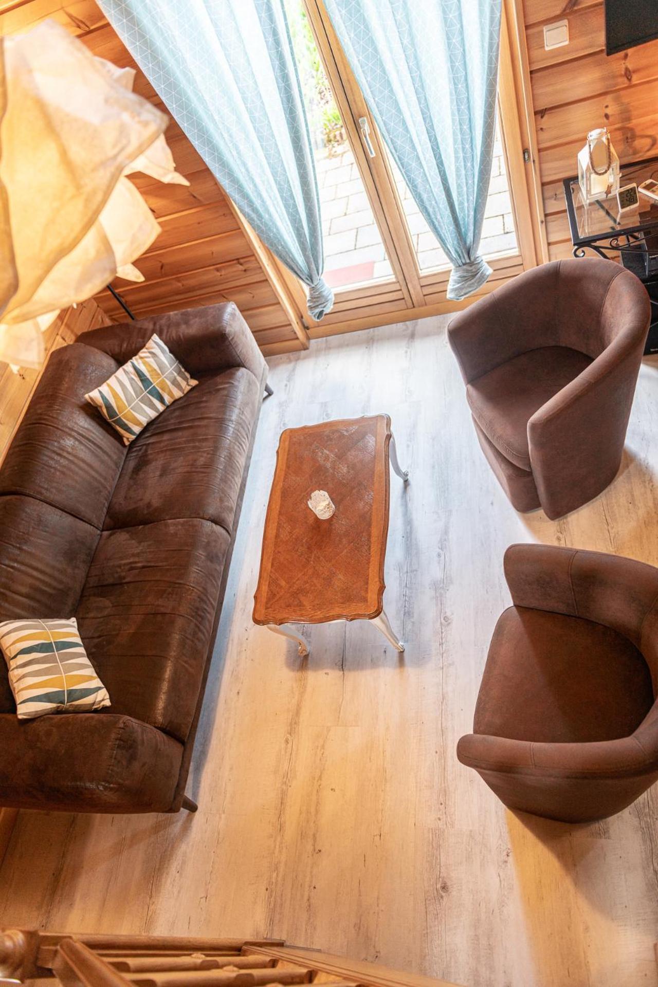 Chalet La Calougeotte avec jardin clos et sauna privatif Le Ménil Extérieur photo