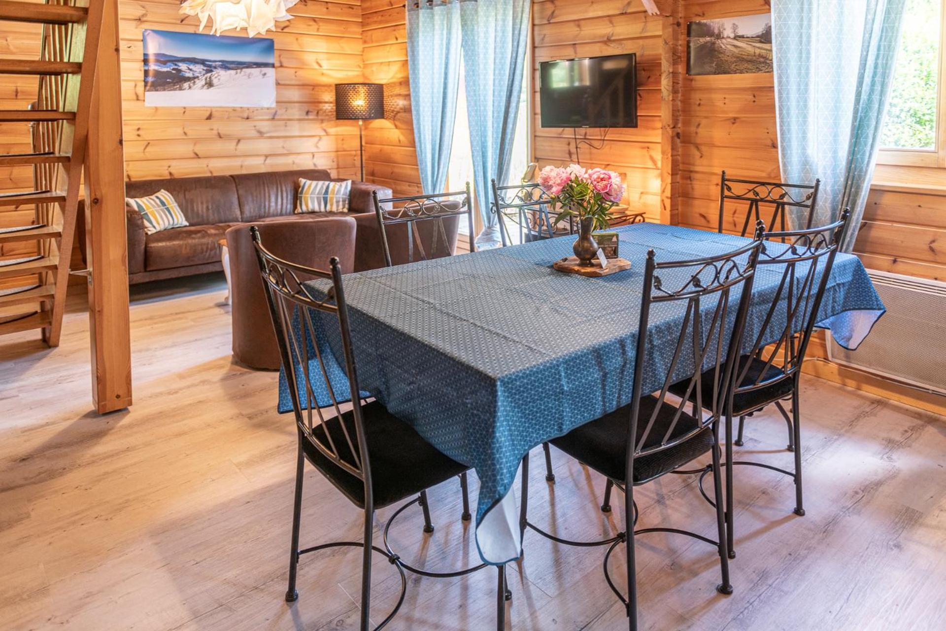 Chalet La Calougeotte avec jardin clos et sauna privatif Le Ménil Extérieur photo