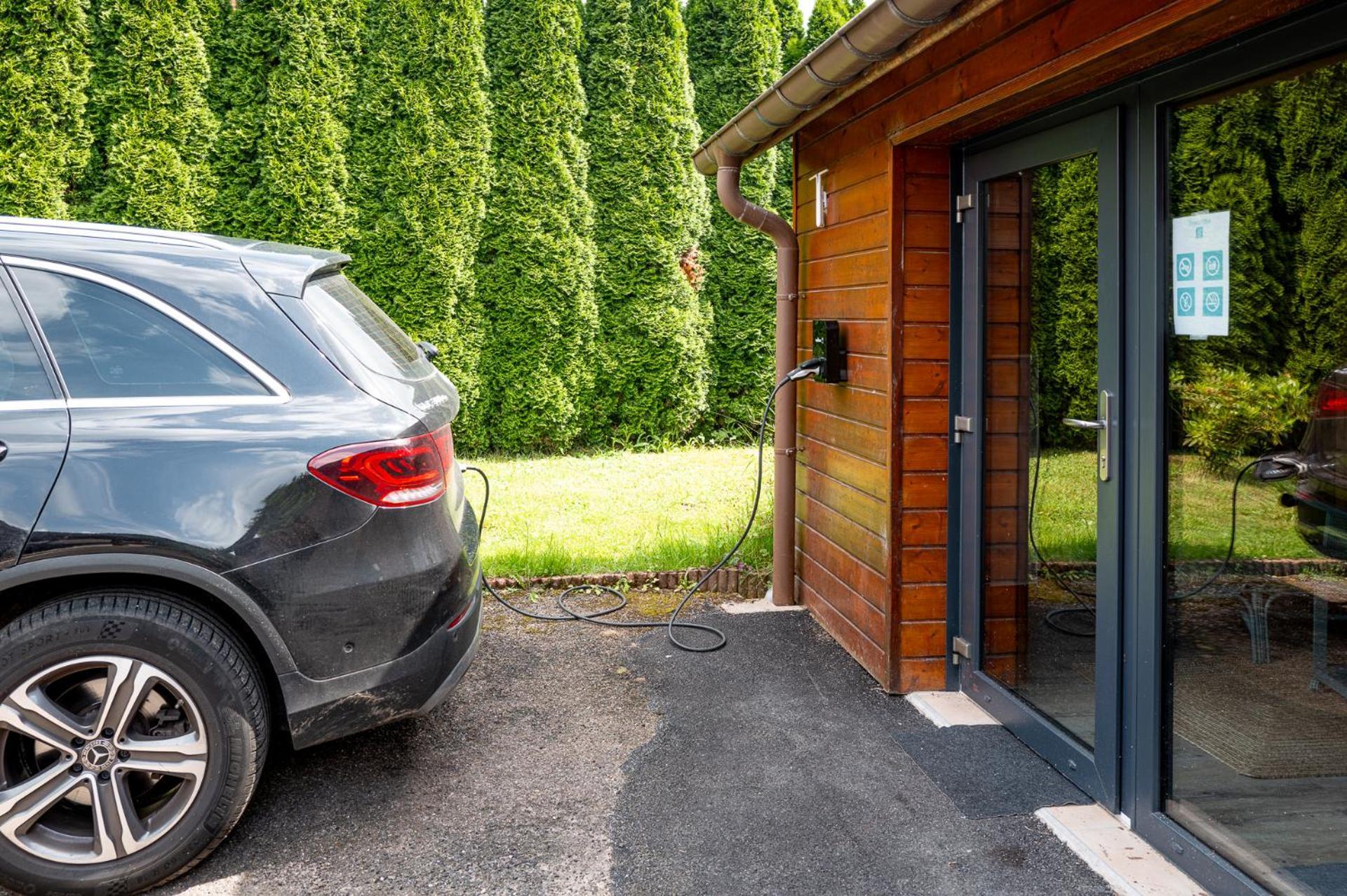 Chalet La Calougeotte avec jardin clos et sauna privatif Le Ménil Extérieur photo